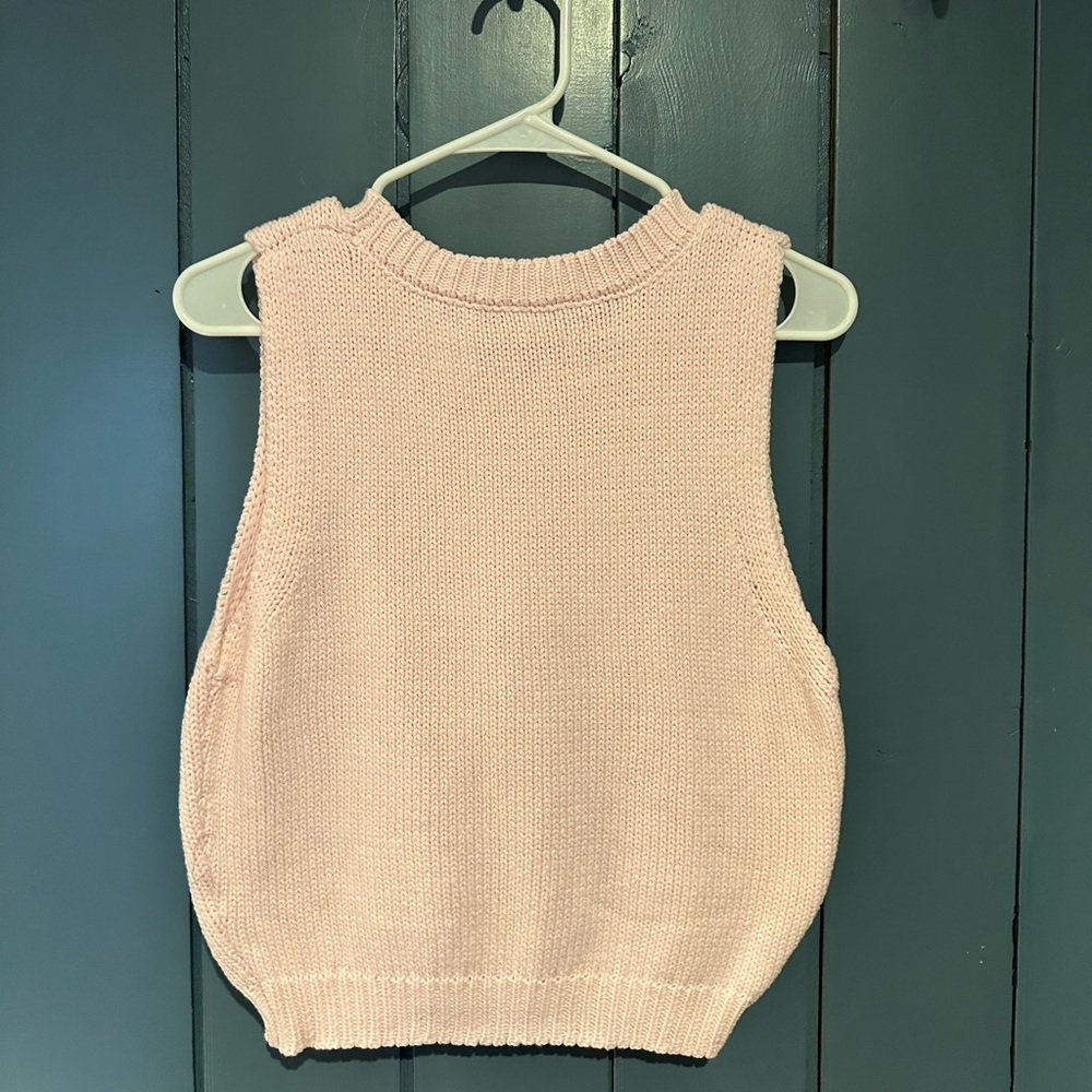 Pink Sleeveless Knit Top with Bride Embroidery. Lelis. - Picture 2 of 2